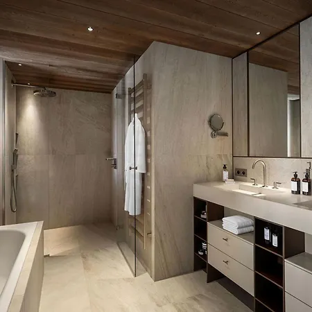 Apartment Luxueux Au Centre De 1850 Avec Acces Et Navette - Fr-1-830-9 Courchevel