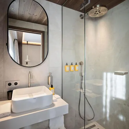 Luxueux Au Centre De 1850 Avec Acces Et Navette - Fr-1-830-9 Daire Courchevel